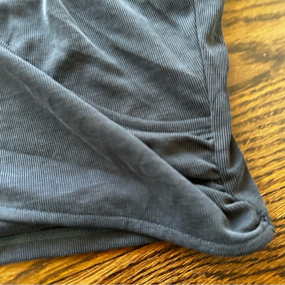 Victoria's Secret charcoal grey black vneck spaghetti strap cropped camisole top - Picture 9 of 16